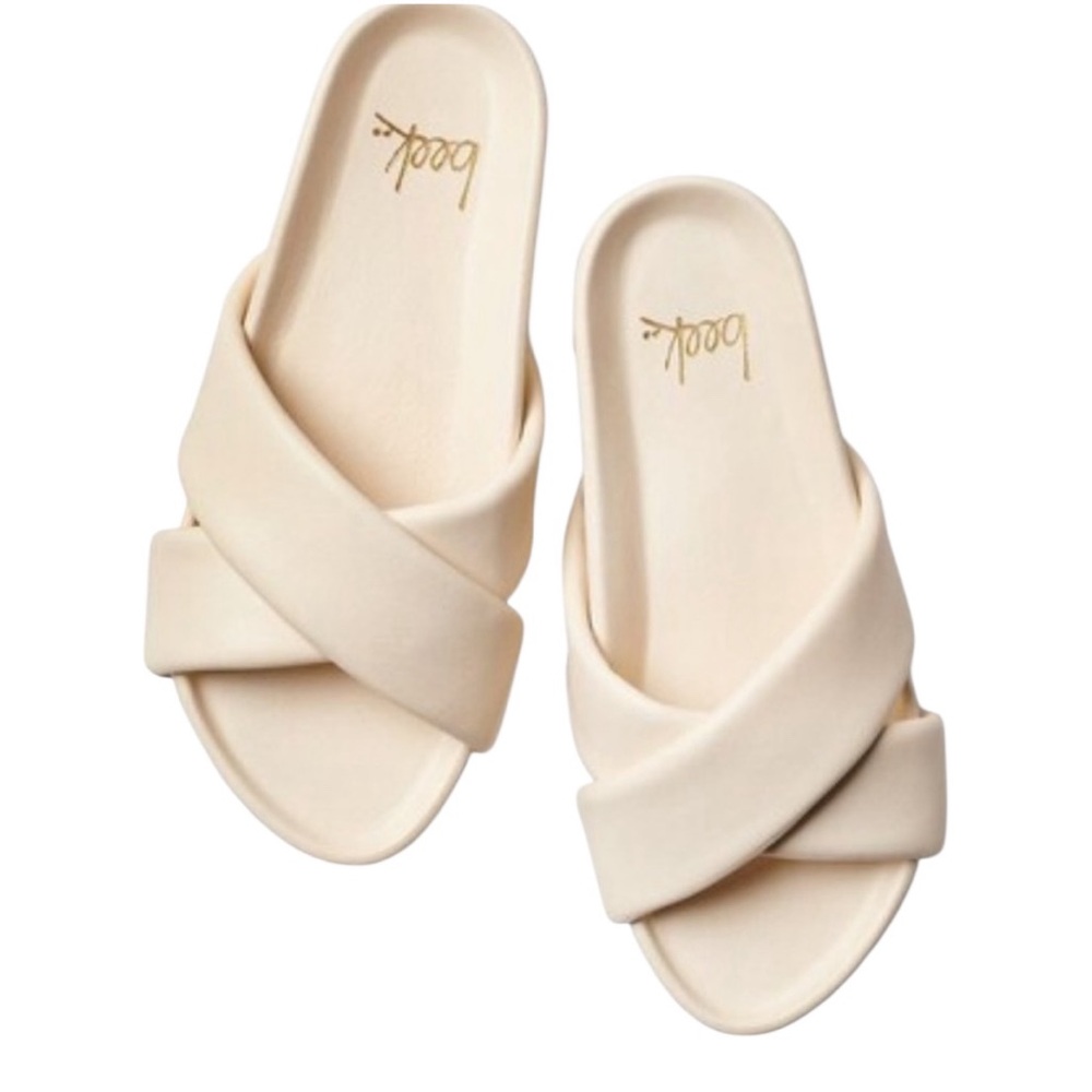 Beek Rhea Platform Sandals. Color: Eggshell. 8. New in box